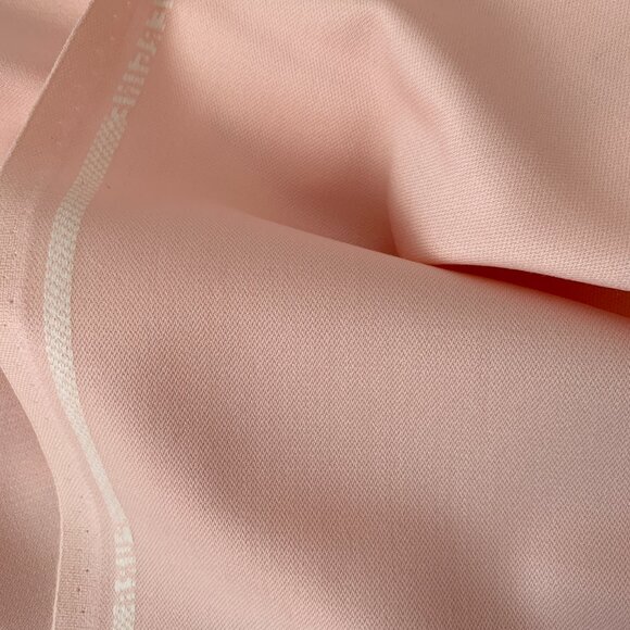 Pure Wool Light Pink Italian Sewing Fabric Remnant - Picture 7 of 8